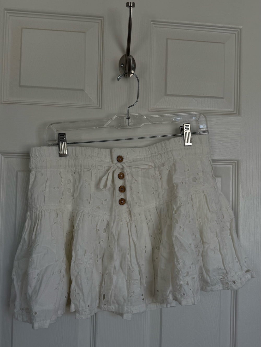 NWT Free People Roselle White Eyelet Tiered Mini Skirt with Wooden Buttons🤍